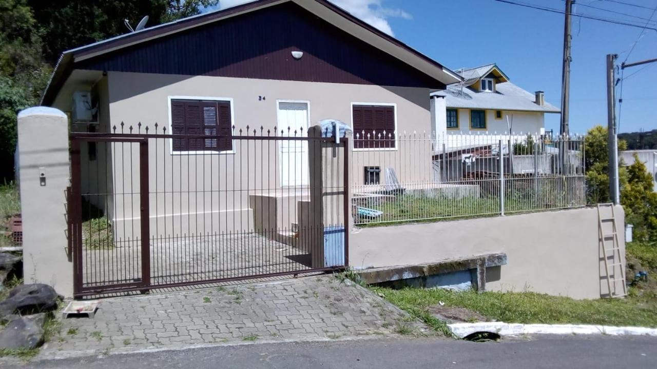 Quarto, Cozinha E Banheiro Gramado Exterior foto