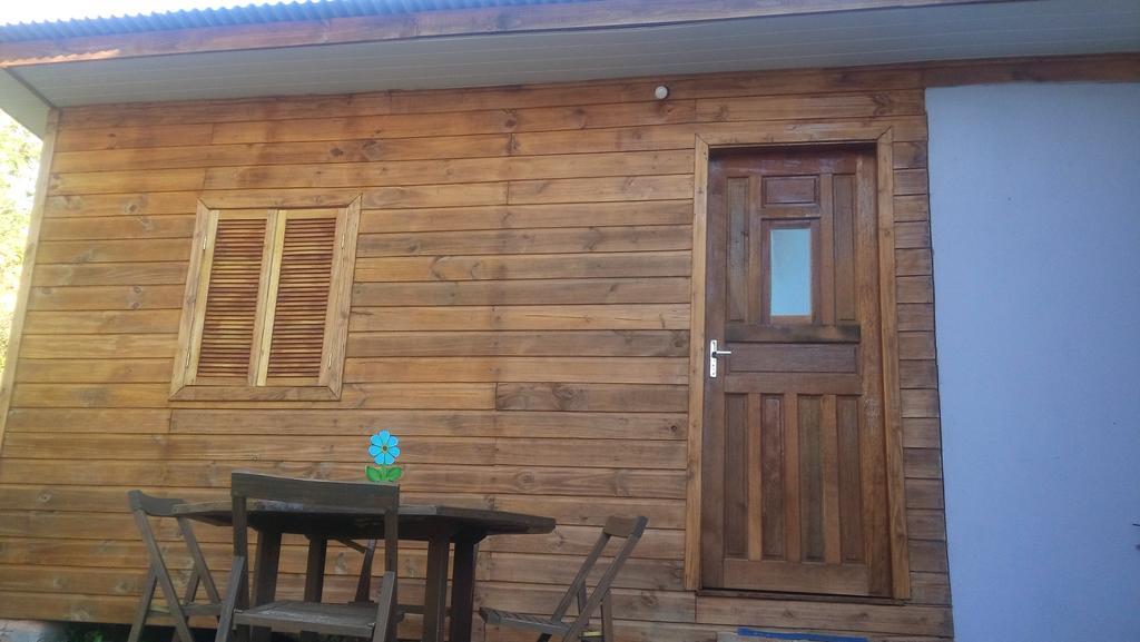 Quarto, Cozinha E Banheiro Gramado Exterior foto