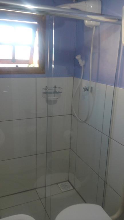 Quarto, Cozinha E Banheiro Gramado Exterior foto